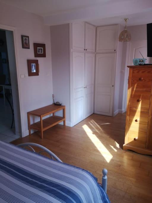 La Porte Bleue Vouneuil-sous-Biard Bagian luar foto